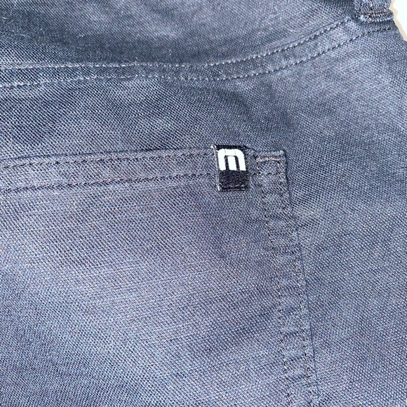 Travis Mathew Golf Pants Lot of 2 Black & Grey Lightweight Men’s Size 36 - Picture 8 of 10